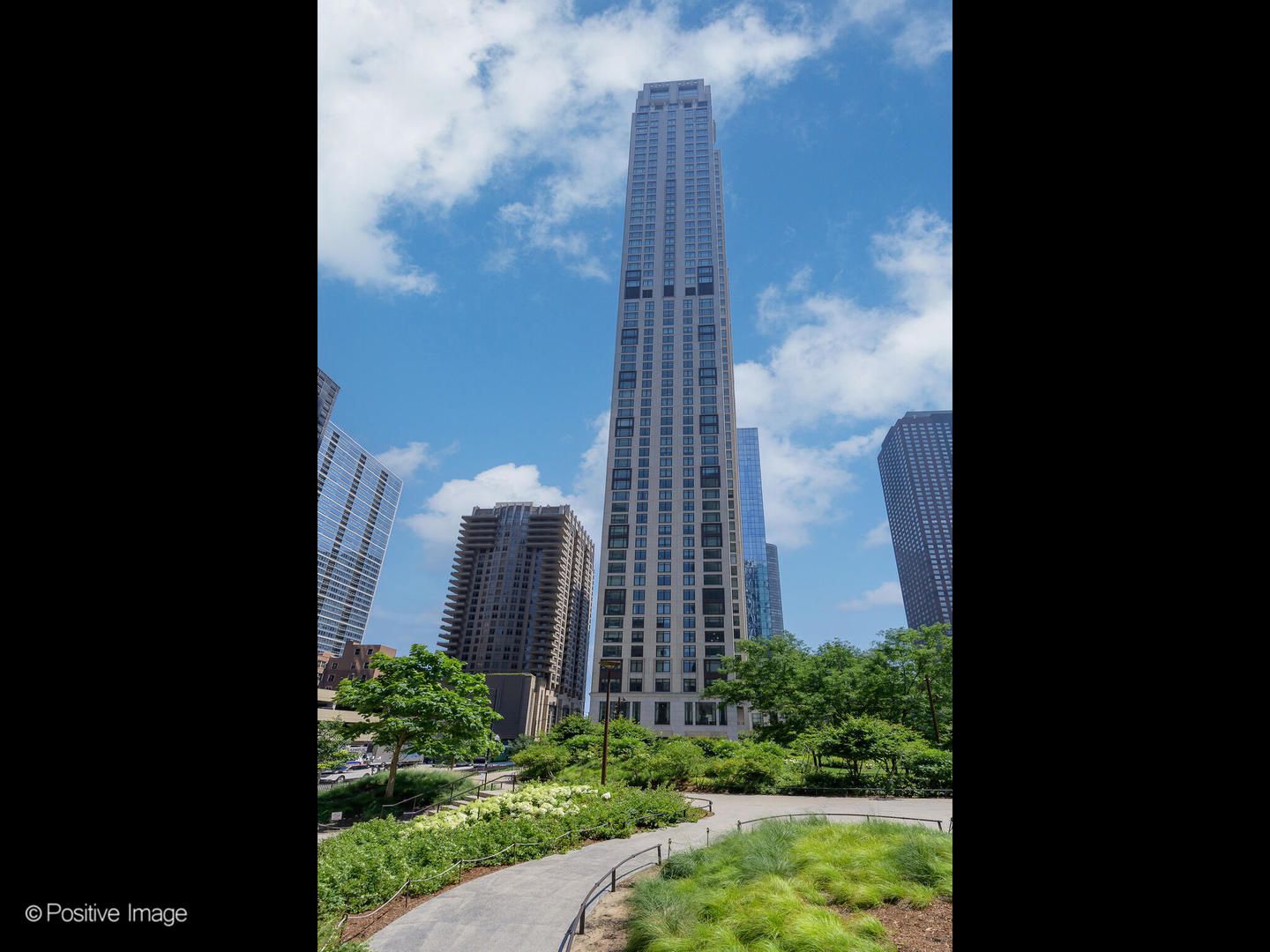 451 E Grand Avenue #4602 — Chicago, IL 60611