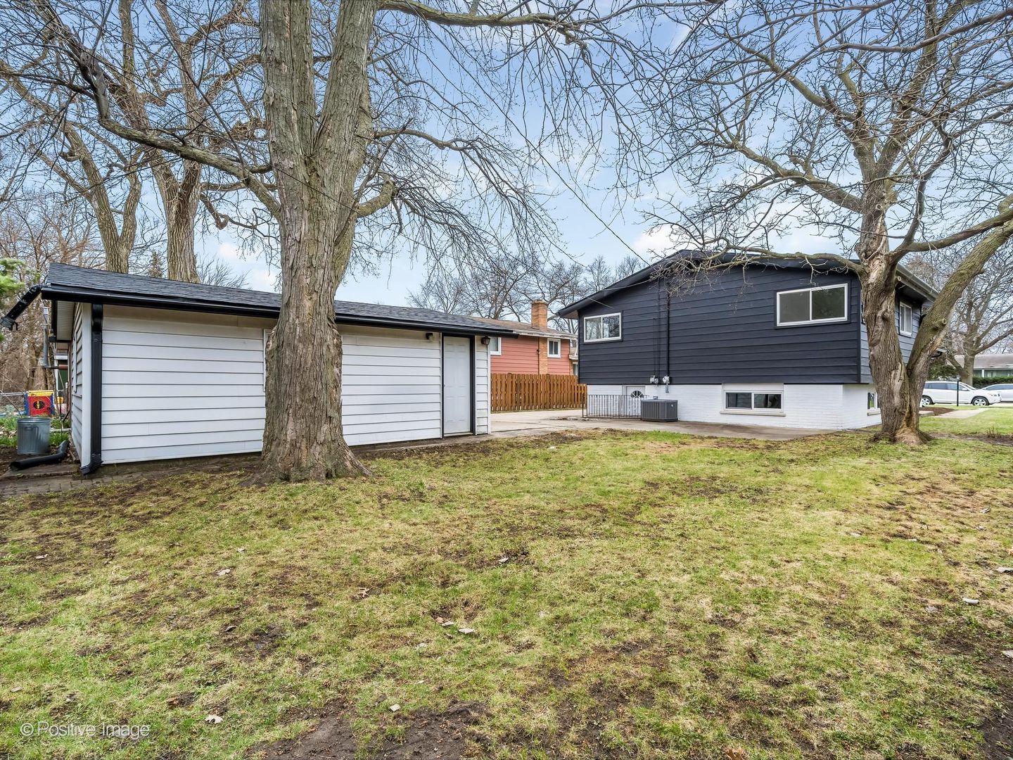 8429 MASON Avenue — Morton Grove, IL 60053