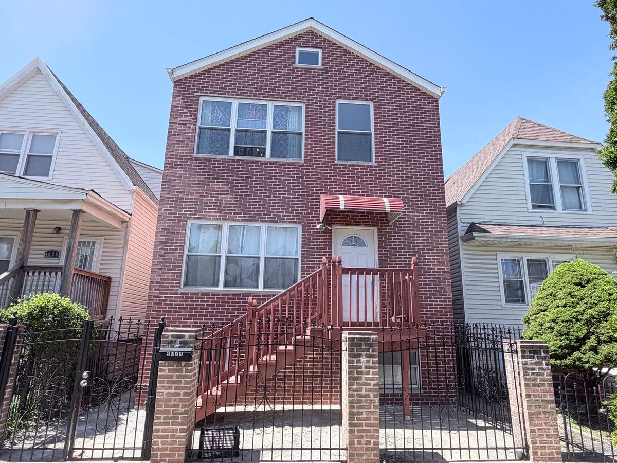 4024 Artesian Avenue, Chicago, IL 60632
