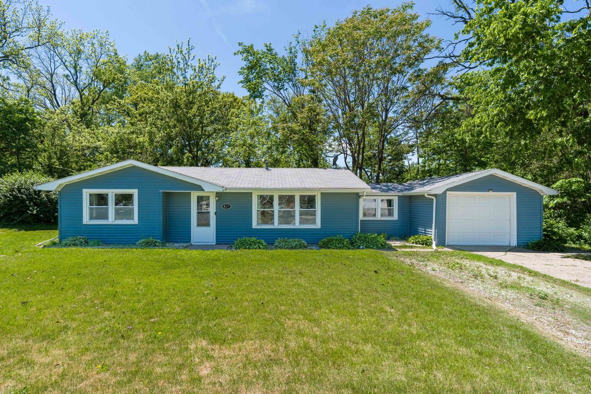 427 14th Avenue, Silvis, IL 61282