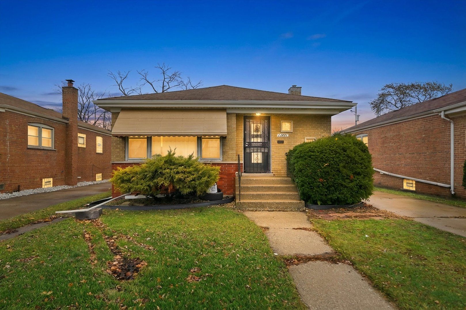 13921 S Stewart Avenue — Riverdale, IL 60827