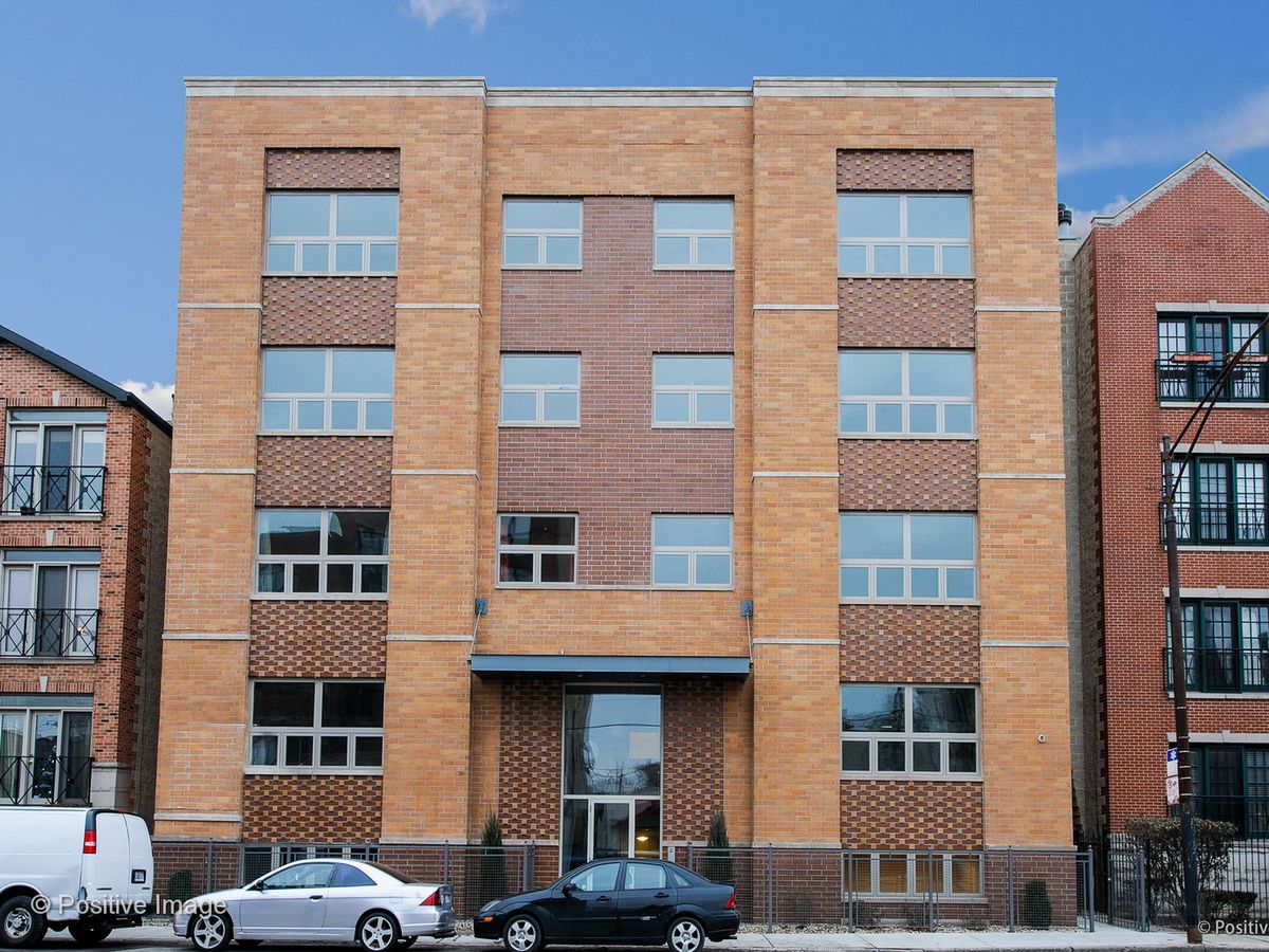 1617 Grand Avenue, Chicago, IL 60622