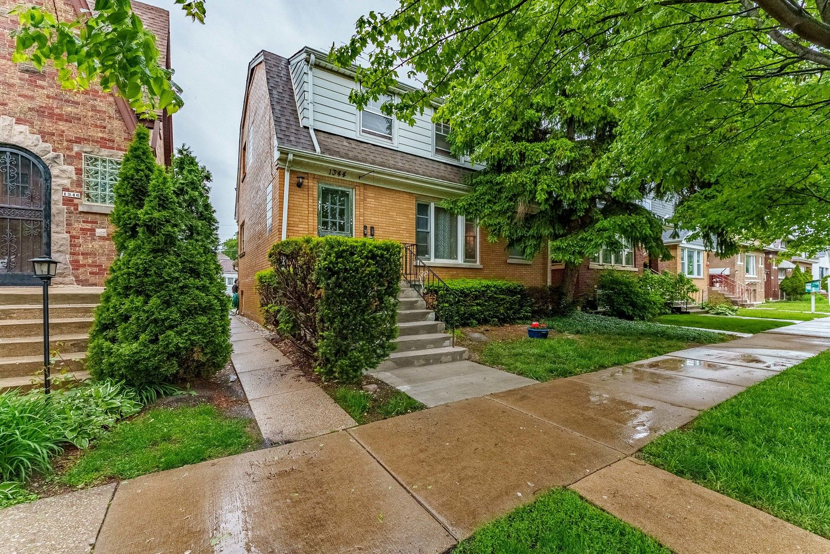 1344 Cuyler Avenue — Berwyn, IL 60402