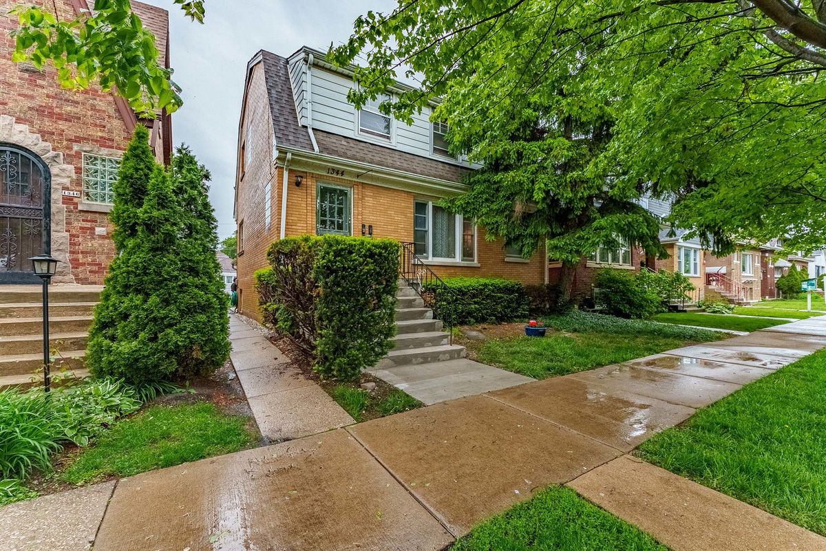1344 Cuyler Avenue, Berwyn, IL 60402