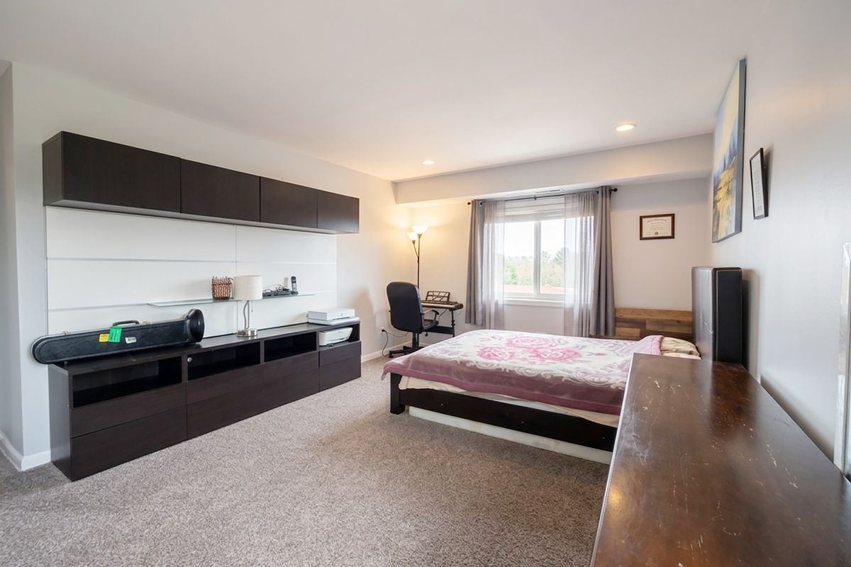 5500 Lincoln Avenue #510-E, Morton Grove, IL 60053