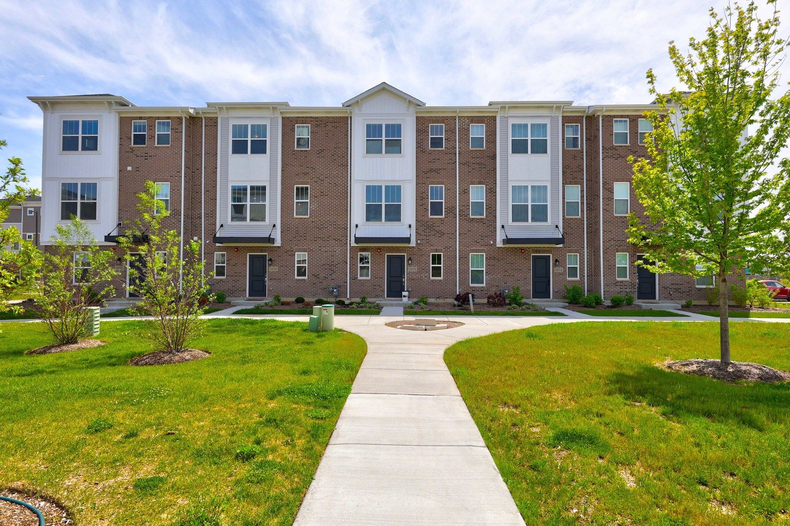 1078 Bogart Street — Des Plaines, IL 60018