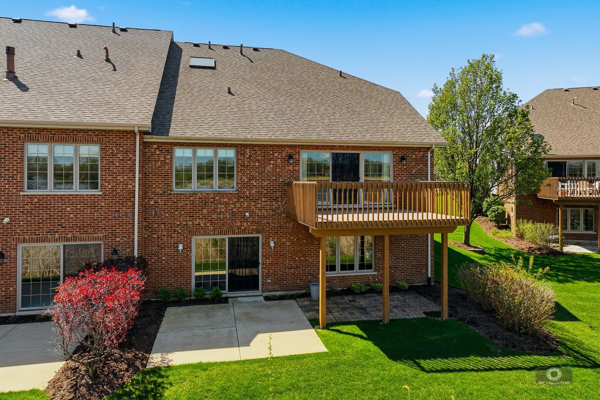 12198 Oxford Court, Lemont, IL 60439