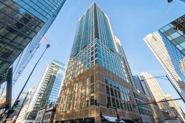 2 E Erie Street #1804 — Chicago, IL 60611