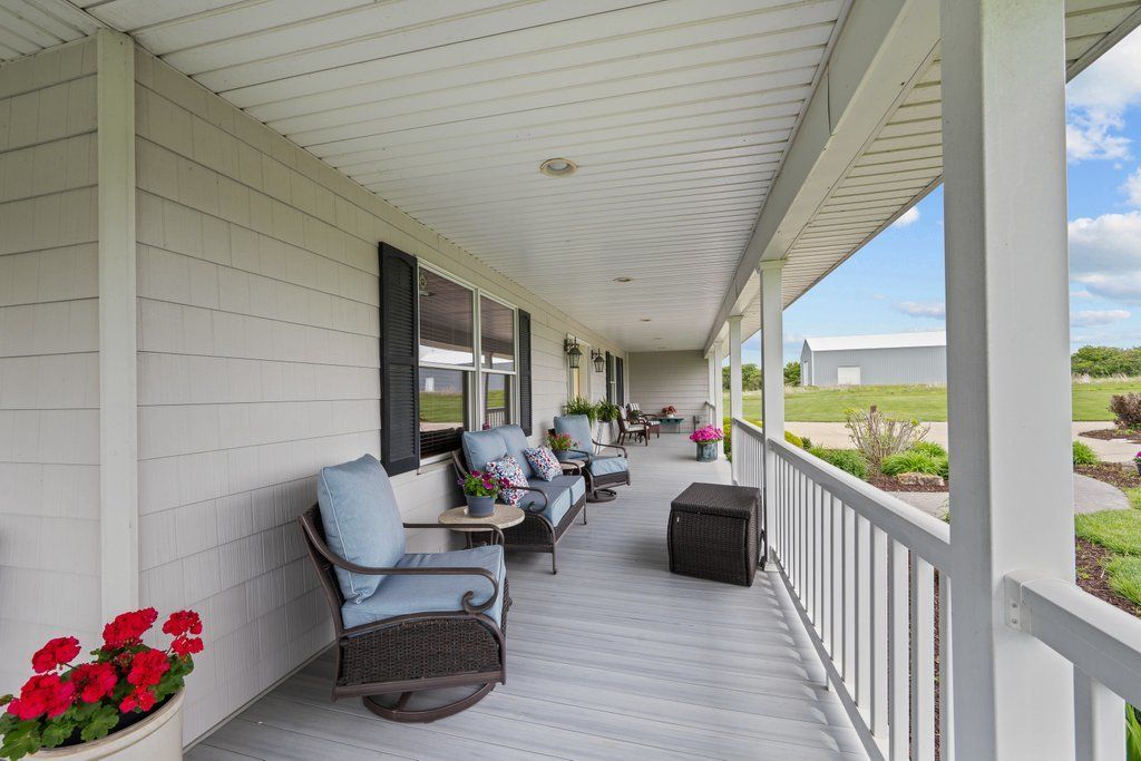 1200 E James B Young Road, Galva, IL 61434