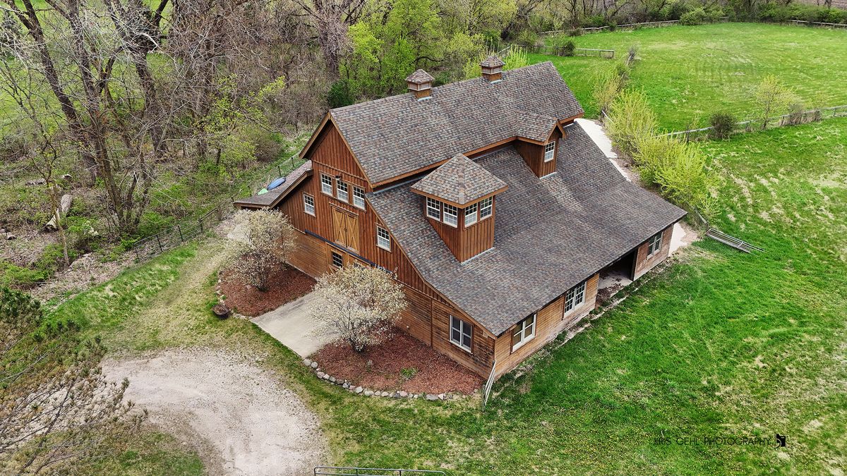 2214 MAIN STREET Road, Spring Grove, IL 60081