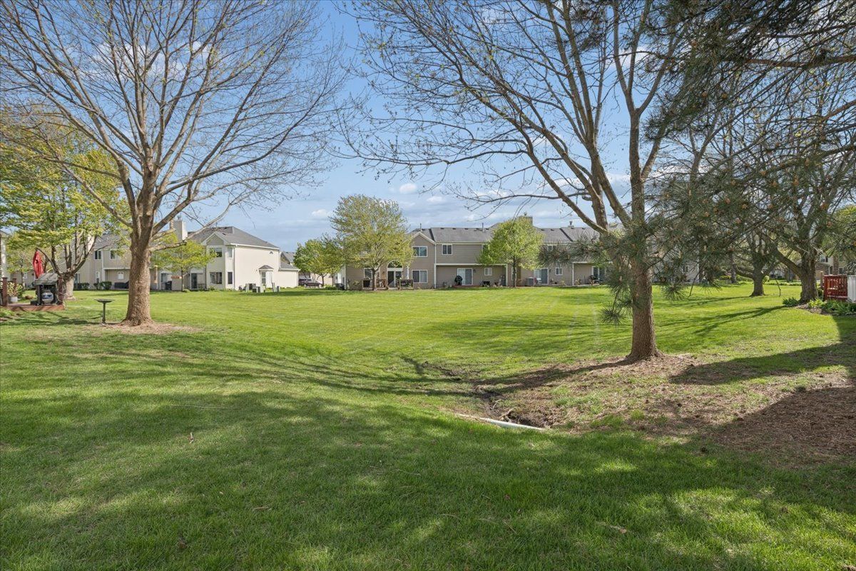 6763 Roanoake Court, Gurnee, IL 60031