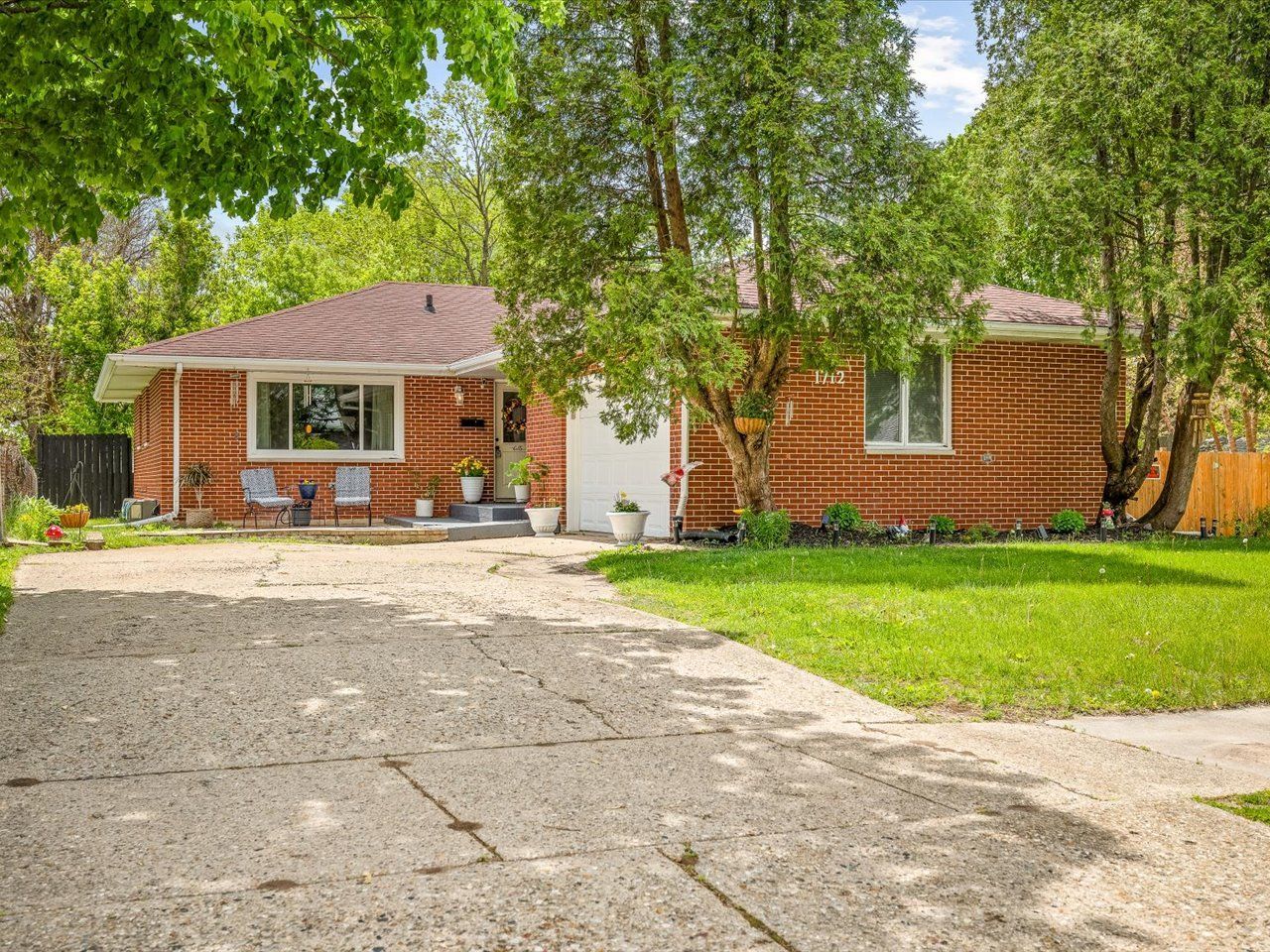 1712 Midway Drive — Rockford, IL 61103