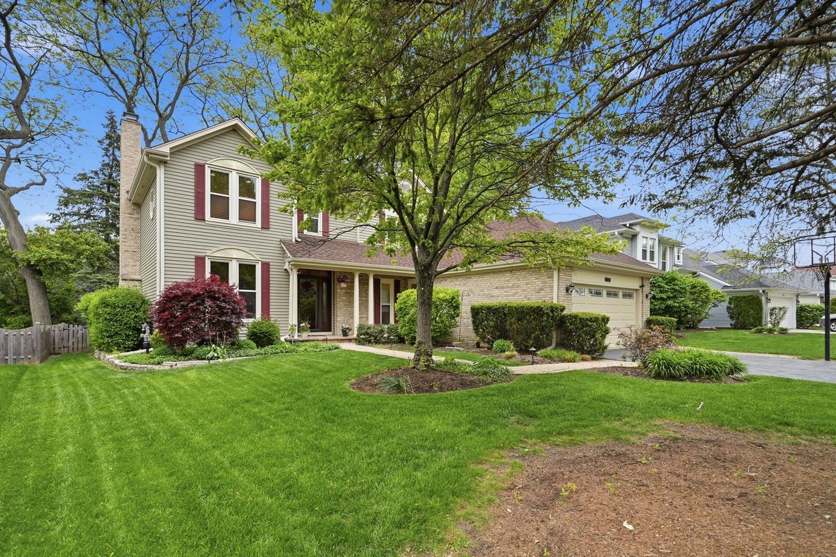 155 Southfield Drive, Vernon Hills, IL 60061