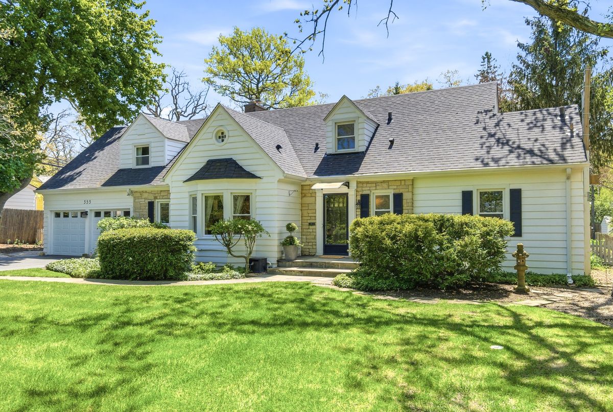 355 Oakdale Avenue, Lake Forest, IL 60045