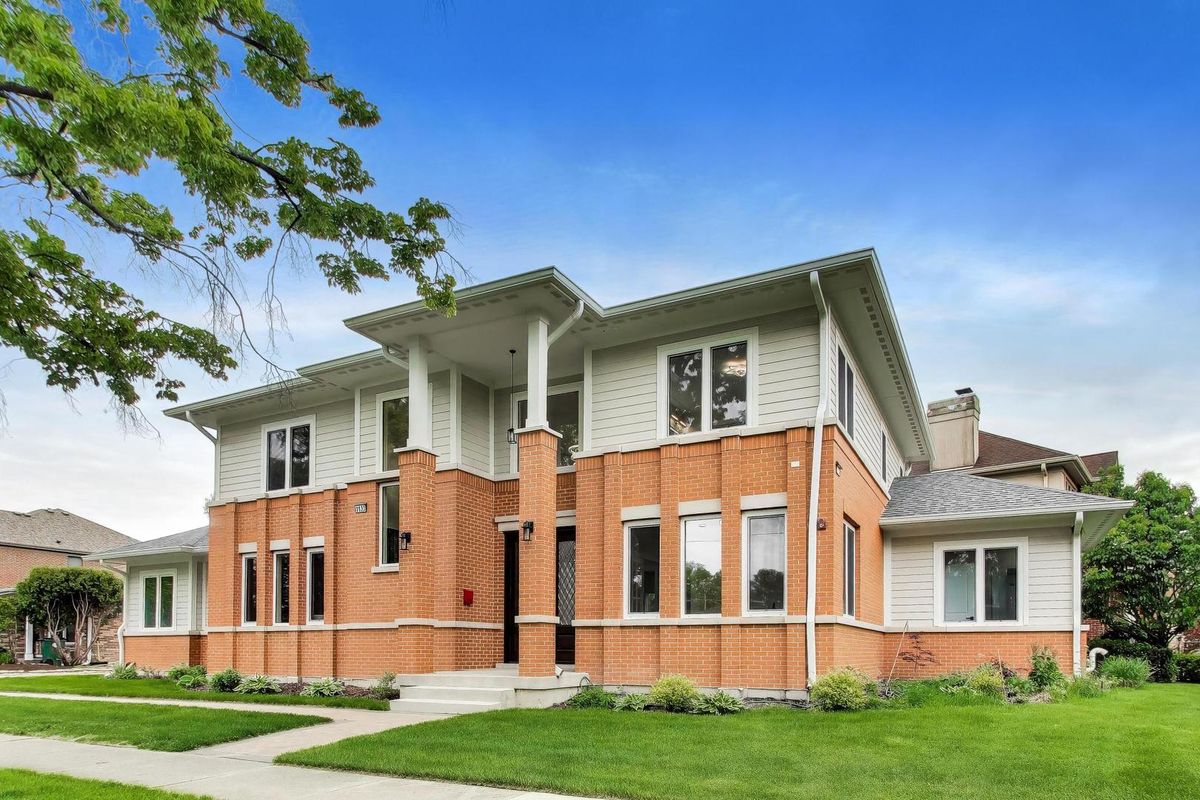 1133 Fortuna Avenue, Park Ridge, IL 60068