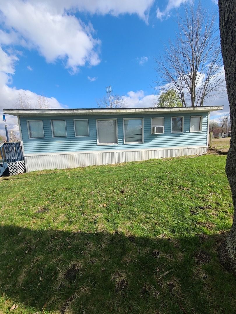 28/142 Woodhaven, Sublette, IL 61367