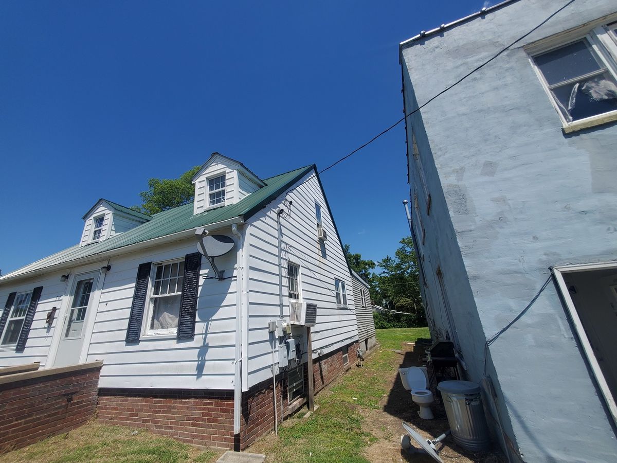 326 E Ford Street, Harrisburg, IL 62946