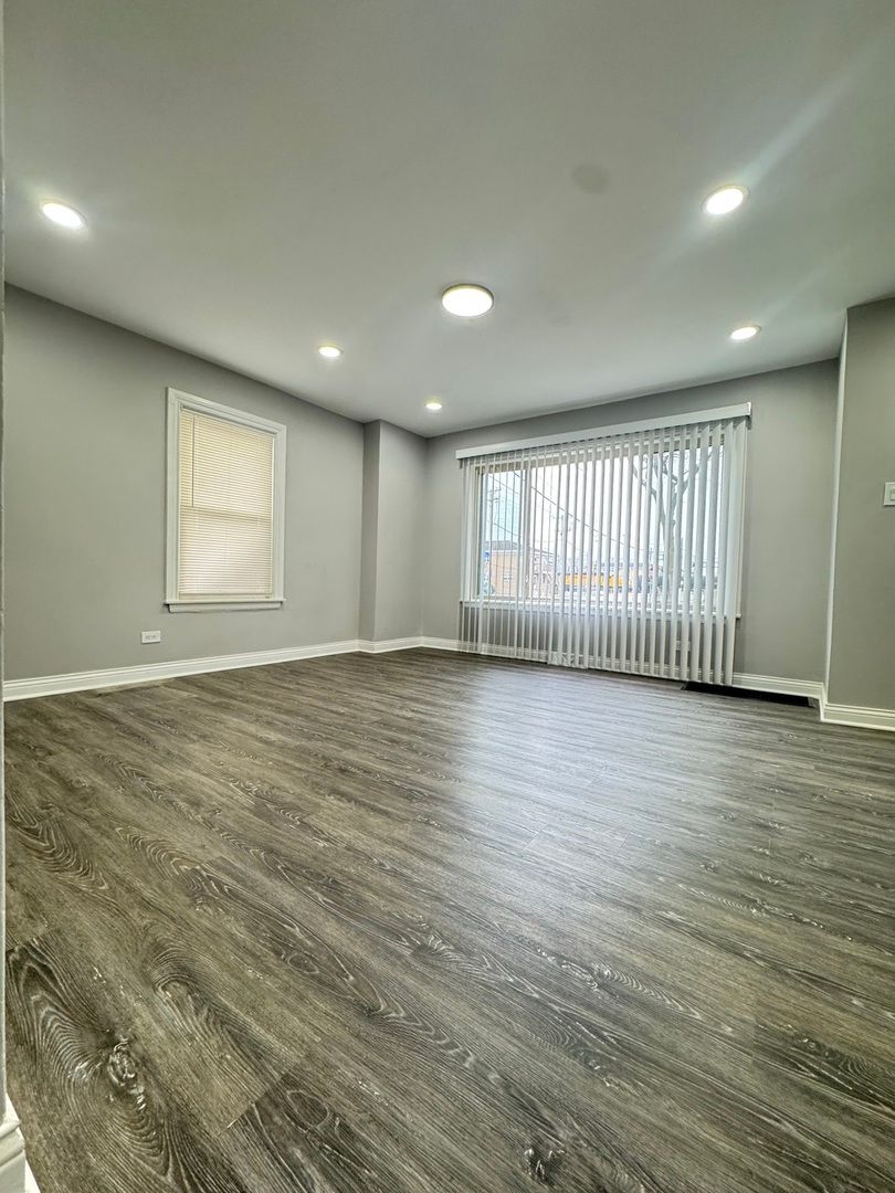 201 E 140th Place, Dolton, IL 60419