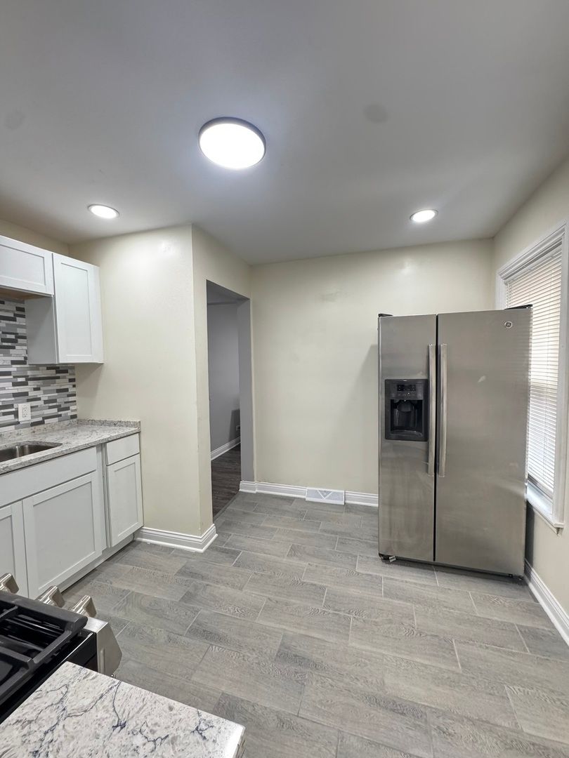201 E 140th Place, Dolton, IL 60419