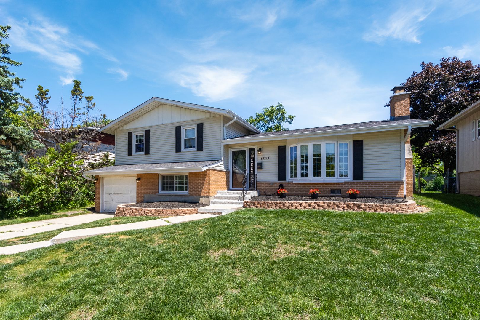 15317 Boca Rio Drive — Oak Forest, IL 60452