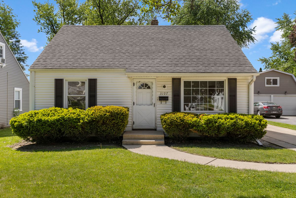 3107 BARRINGTON Place, Rockford, IL 61107