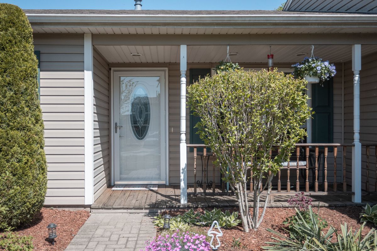 20533 S Graceland Lane, Frankfort, IL 60423
