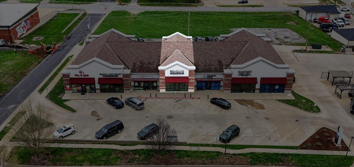 604 E Main Street, Mahomet, IL 61853