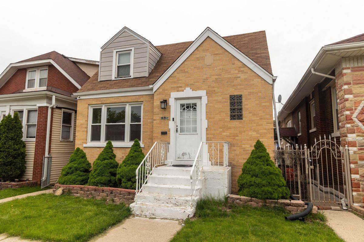 1828 S 50th Court, Cicero, IL 60804