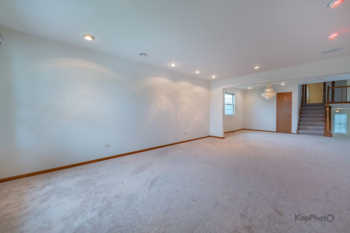 22341 Cornell Avenue, Sauk Village, IL 60411