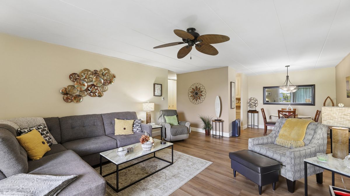 18 E Old Willow Road #504N, Prospect Heights, IL 60070