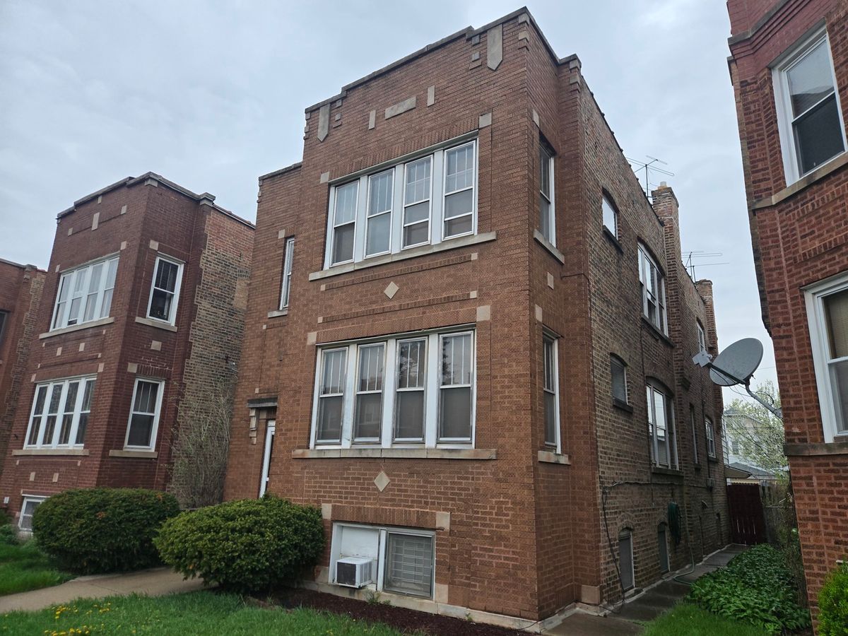 5342 Newport Avenue, Chicago, IL 60641