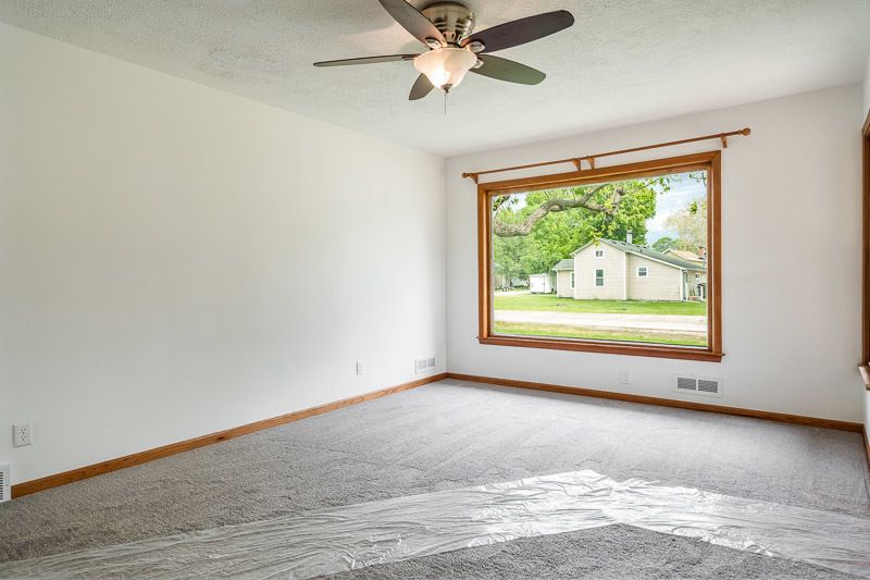 320 E MARSHALL Street, Belvidere, IL 61008