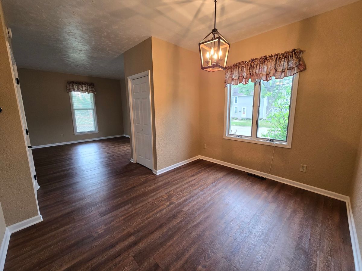 210 W Morris Street, Morrison, IL 61270