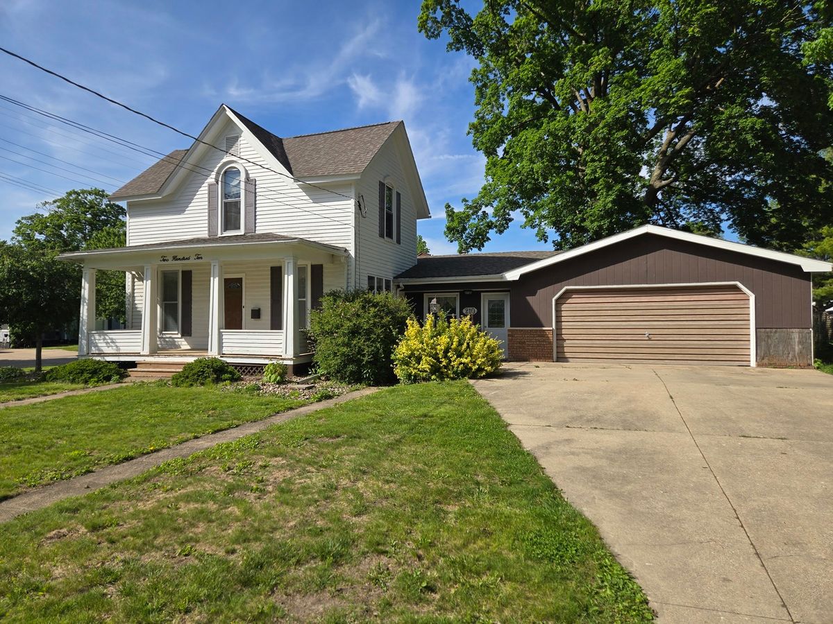210 Morris Street, Morrison, IL 61270