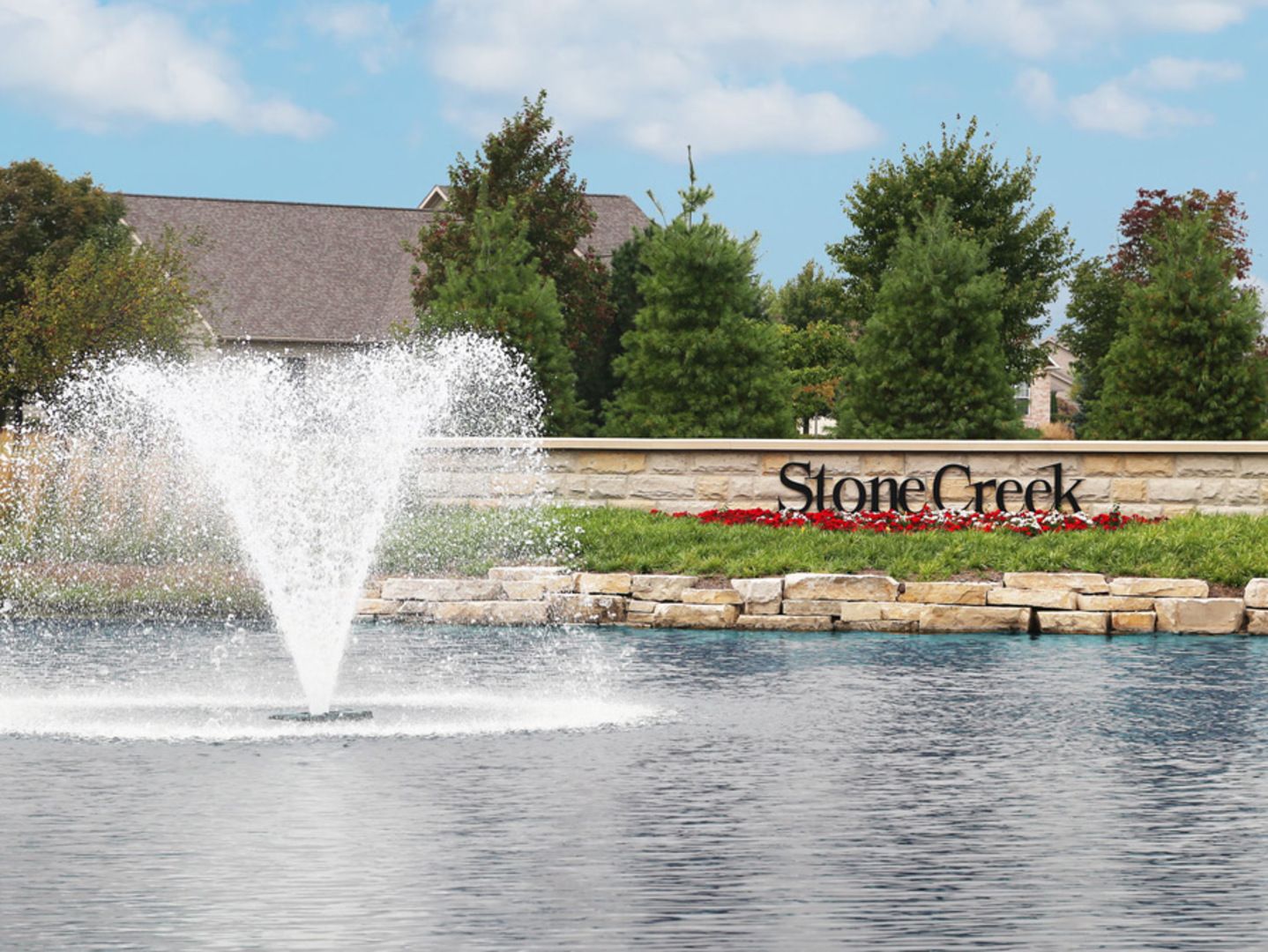 2935 E Stone Creek Boulevard — Urbana, IL 61802