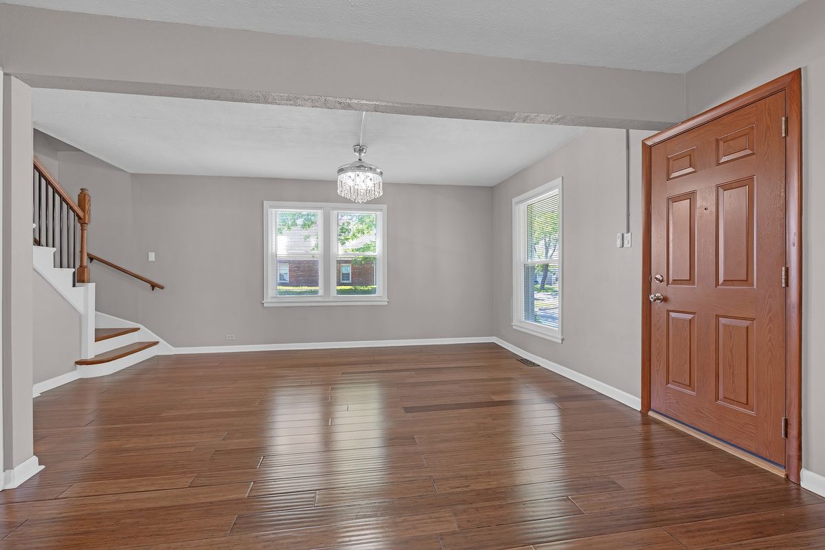 2601 West Street, River Grove, IL 60171