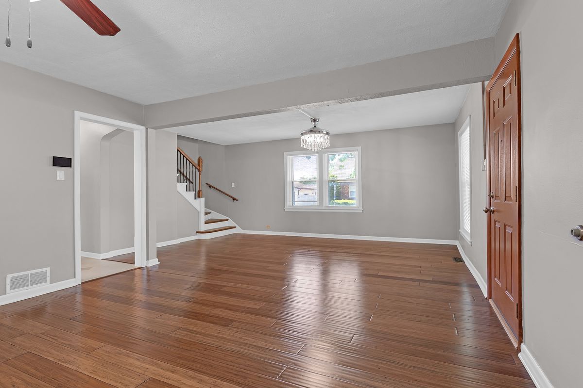 2601 West Street, River Grove, IL 60171