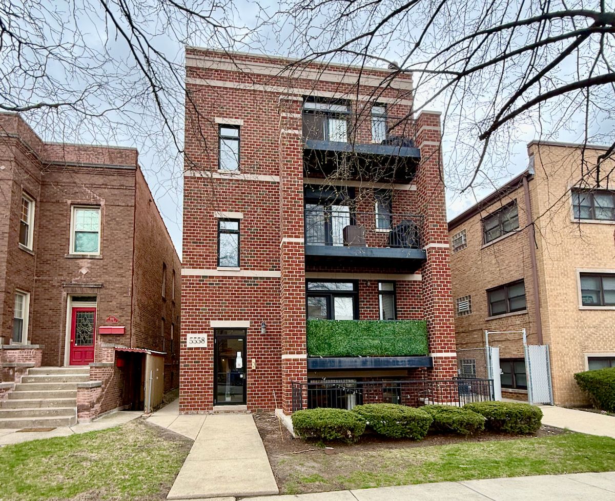 5558 Edmunds Street, Chicago, IL 60630