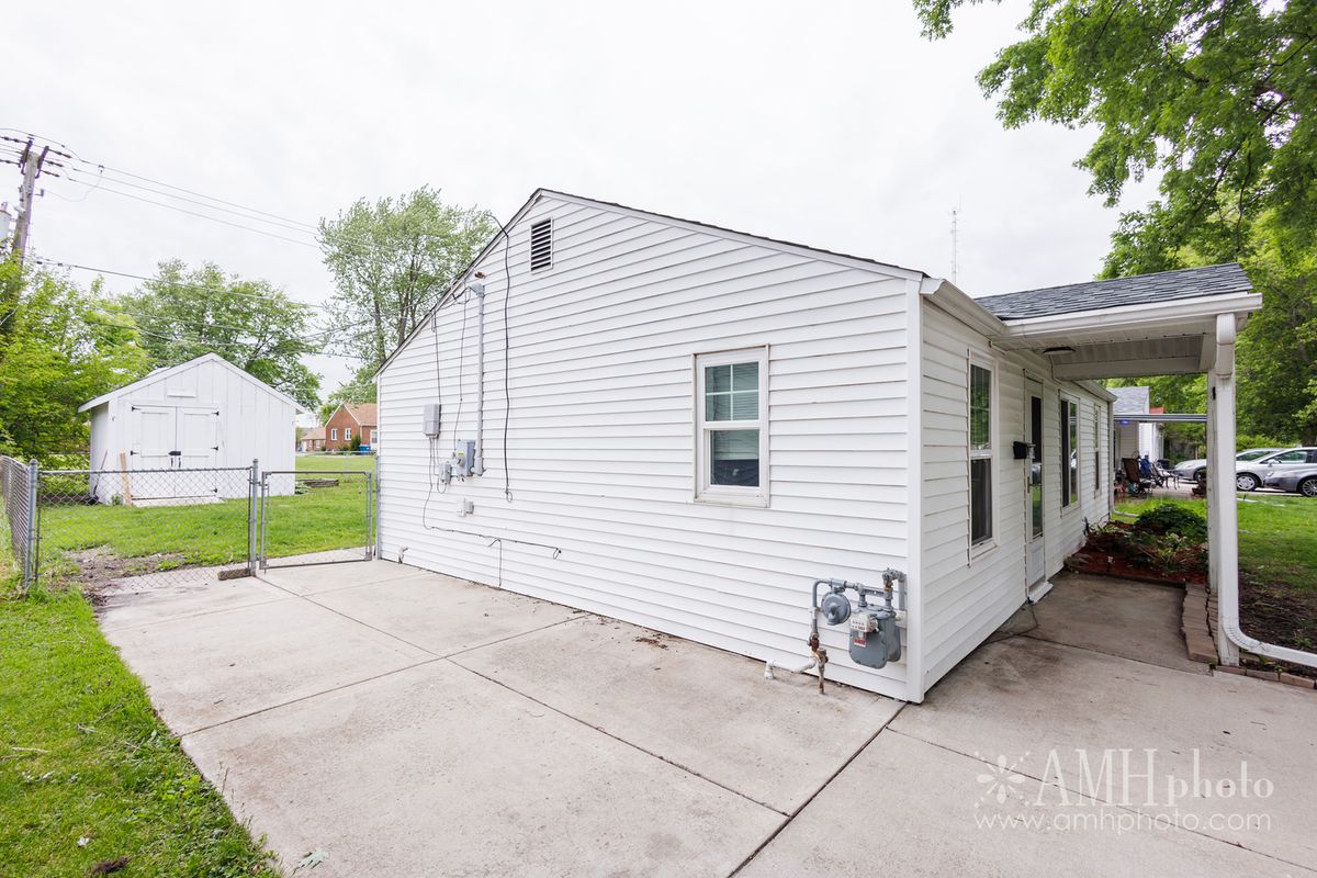 165 Belle Aire Avenue, Bourbonnais, IL 60914