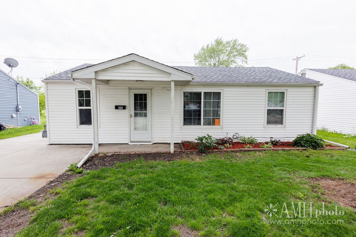 165 Belle Aire Avenue, Bourbonnais, IL 60914