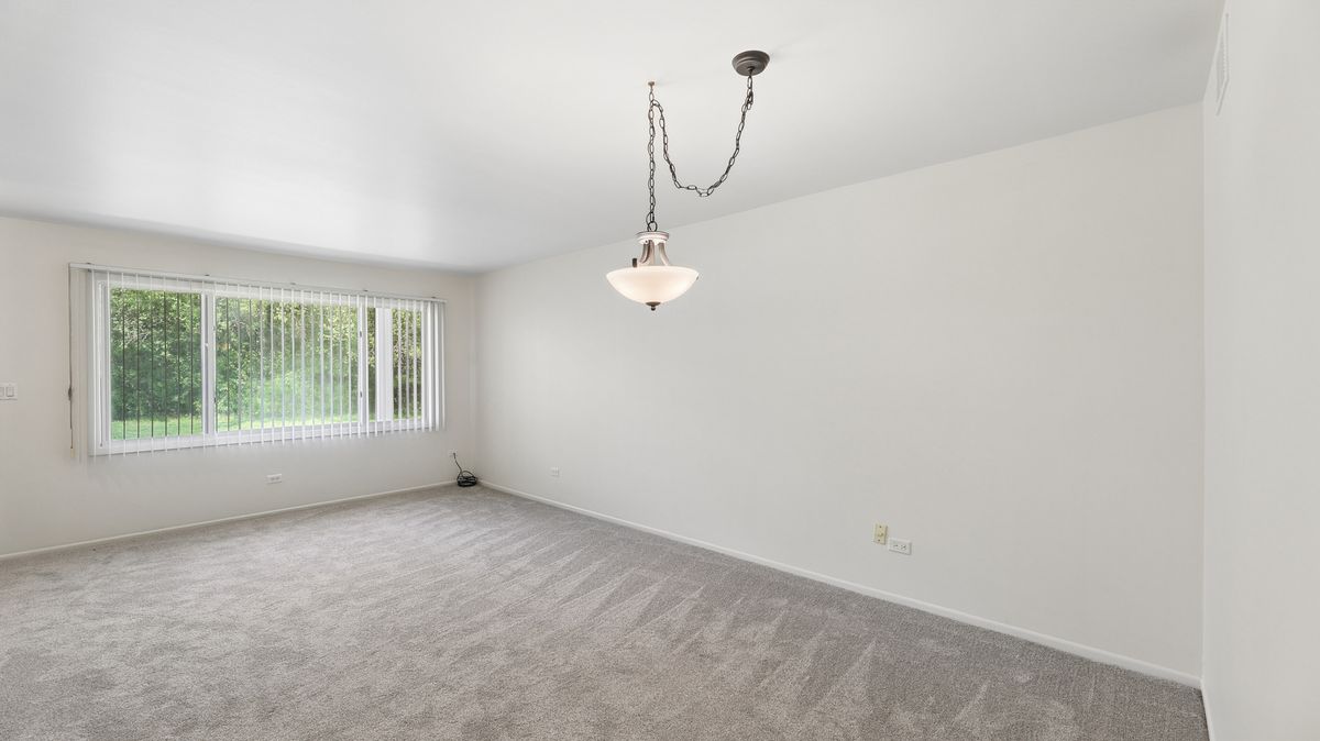 34306 N Birch Lane #16C, Gurnee, IL 60031