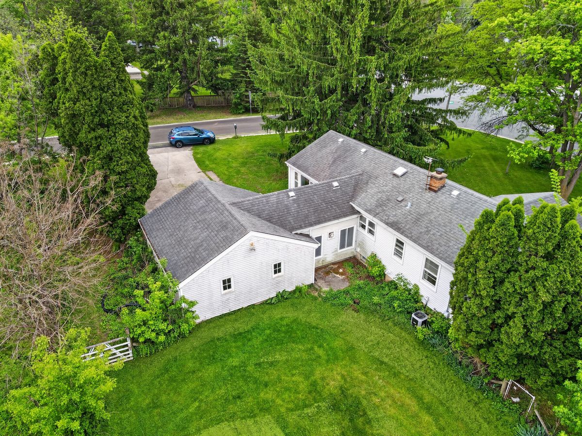 5625 Lincoln Avenue, Lisle, IL 60532