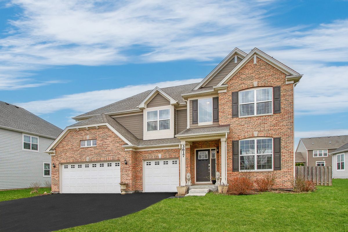 3617 Emerald Road, Elgin, IL 60124
