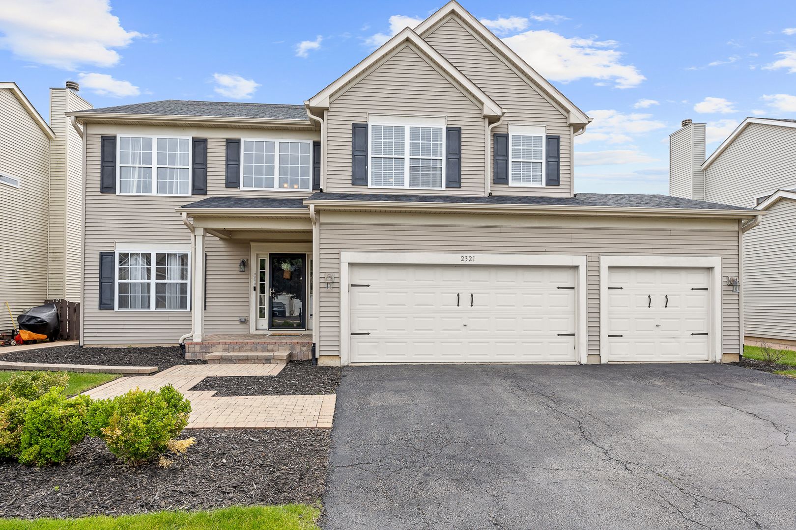2321 Amsterdam Circle — Montgomery, IL 60538