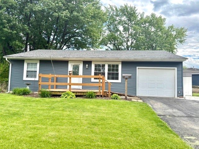 2016 Midhurst Court — Joliet, IL 60435