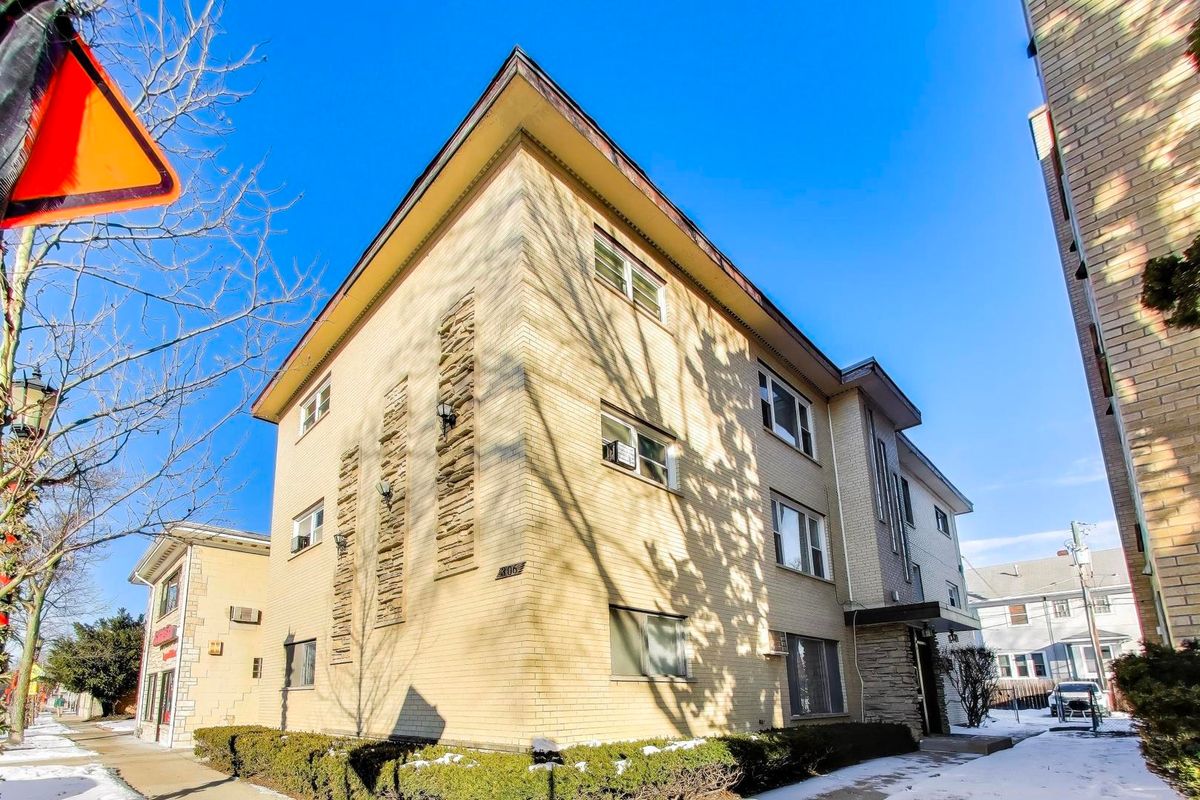 306 Chicago Avenue #3N, Oak Park, IL 60302