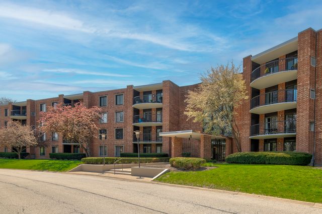 1405 Central Road, Arlington Heights, IL 60005