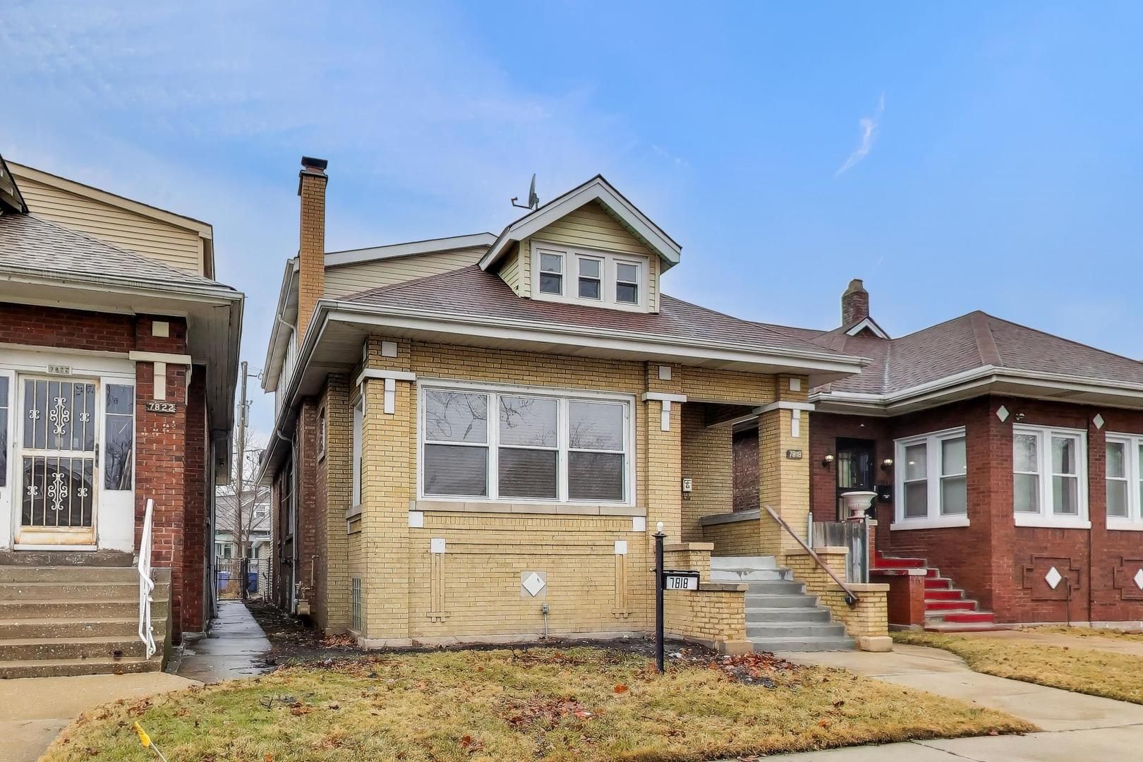 7818 S Merrill Avenue — Chicago, IL 60649