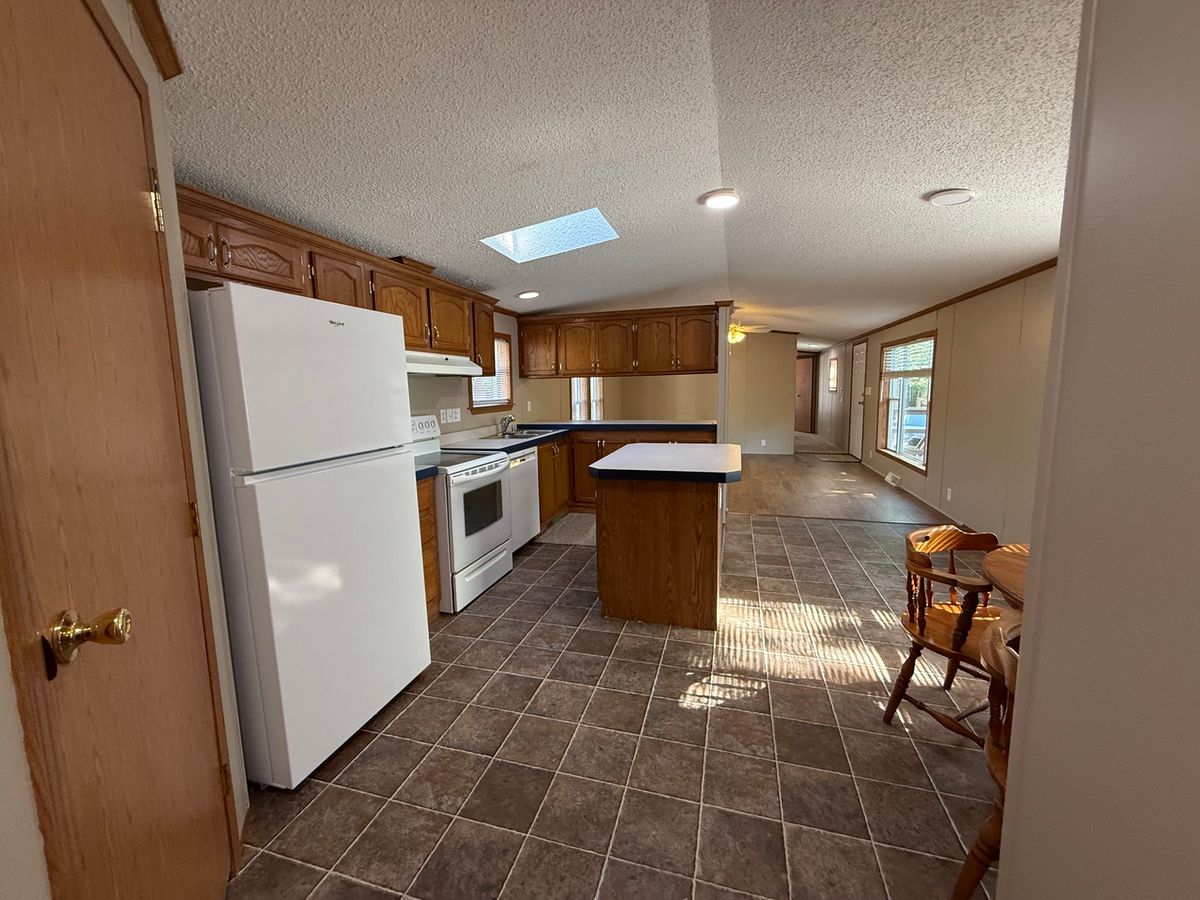 153 Oak Valley Drive, Carbondale, IL 62901