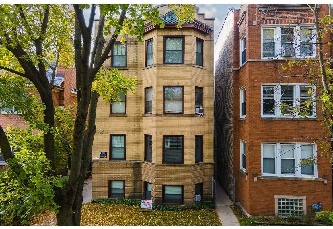 2131 Giddings Street, Chicago, IL 60625